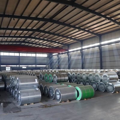 Γαλβανισμένος ρόλος χάλυβα AZ150 Aluzinc σπείρα χάλυβα 600 - 1250mm Zincalume