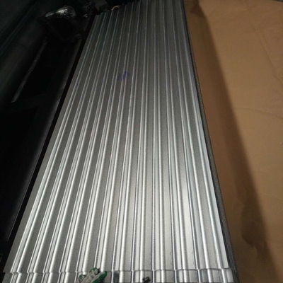 600mm1250mm γαλβανισμένο πλάτος υλικού κατασκευής σκεπής επίστρωμα χρωμάτων φύλλων 20-25um τοπ